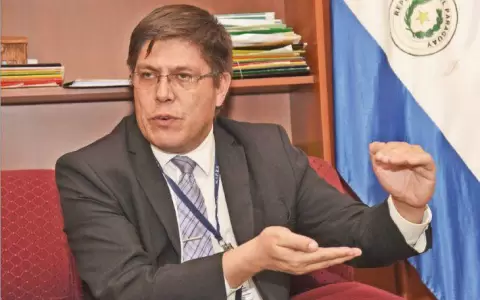 Tras video del esc�ndalo, Portillo pide disculpas