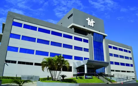 Plantean que Estado pague internaciones privadas por Covid-19