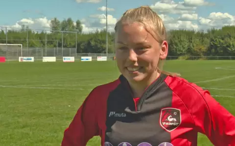Conoc� a la primera futbolista que jugar� en un equipo masculino