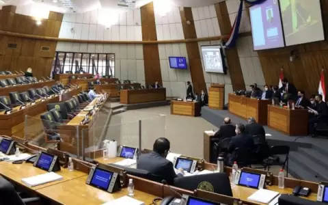 Diputados y senadores se pasan pelota de auxilio a hoteles y restaurantes