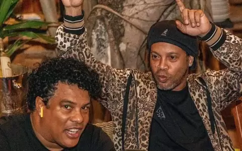 Ronaldinho recupera su libertad