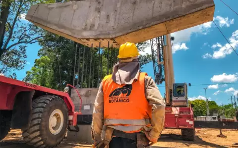 Obras P�blicas ejecut� US$ 383 millones en semestre