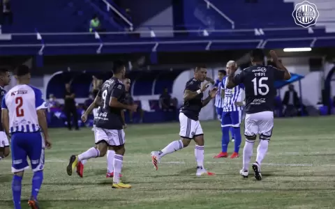 Olimpia golea en la antesala al supercl�sico