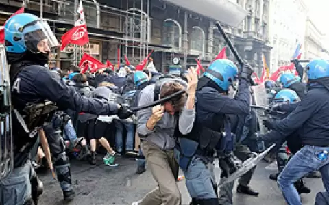 Movimiento contra uso de mascarillas gener� batalla campal en Roma