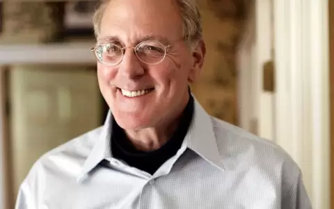 Fallece Winston Groom, el autor de la novela Forrest Gump