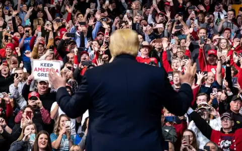 Trump anima a los estadounidenses a votar dos veces