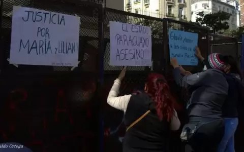 Protestas frente a Embajada paraguaya en Buenos Aires sube tensi�n bilateral