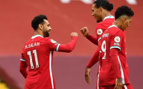 El Leeds de Bielsa perdi� sobre el final en su debut contra Liverpool