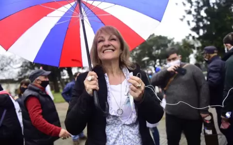 Uruguay: Frente Amplio gana Montevideo con Carolina Cosse