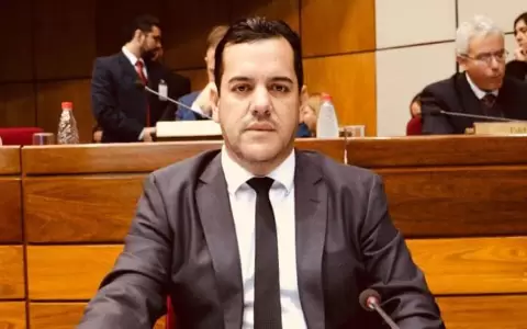 Arranc� tr�mite para destituci�n de Friedmann
