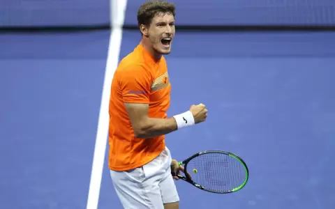Pablo Carre�o pasa a semifinales tras vencer a Denis Shapovalov