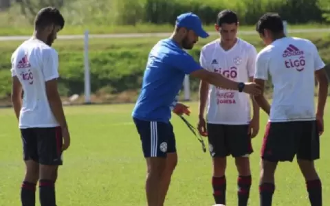 Carlos Humberto Paredes es el nuevo director t�cnico de Luque�o