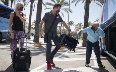 Seg�n estudio, gastos en viajes y entretenimiento en pa�ses europeos van en alza