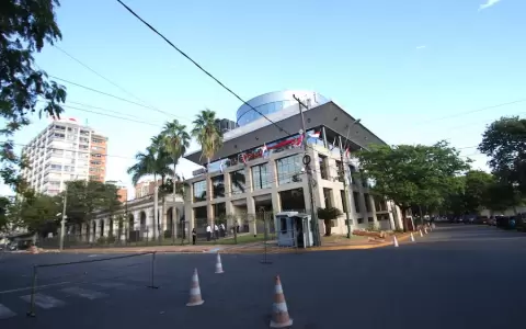 Senado confirma car�cter reservado de sesi�n sobre Yby Ya�