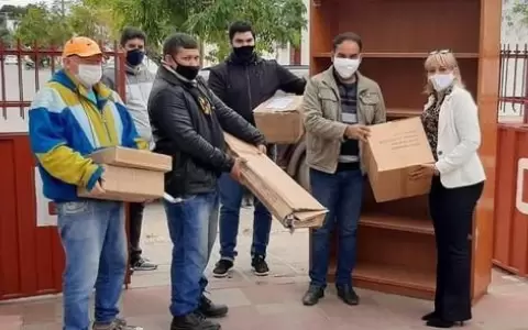 Entregan kits escolares a bibliotecas p�blicas del interior