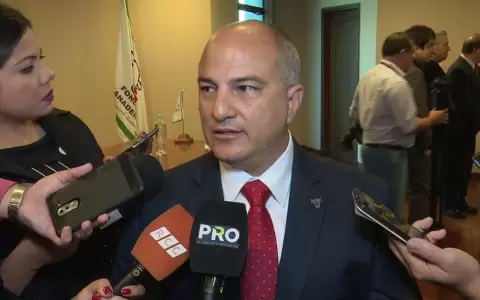 El FG ahora dice que lo mejor ser� convertir estancia La Patria en reserva natural