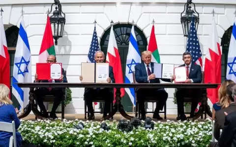 Hist�rico acuerdo entre �rabes e Israel