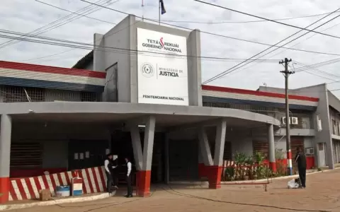 Tras intento de ingresar explosivos disponen cierre temporal de Tacumb�