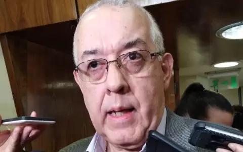 Ex ministro de la Corte afirma que Wagner debe renunciar para jurar en diputados