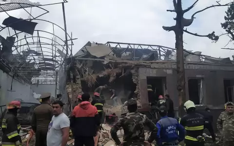 Se intensifican los combates entre Azerbaiy�n y Armenia