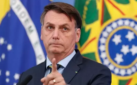 Bolsonaro eval�a prohibir a Huawei construcci�n de la red 5G de Brasil