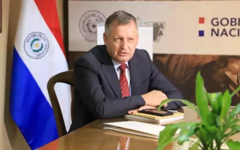 Ministro Bertoni contra Acuerdo de Escaz�