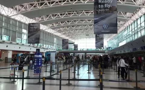 Argentina abre dos v�as de acceso para extranjeros a partir del 30 de Octubre