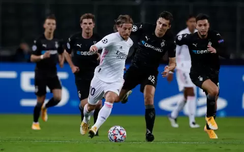 Real Madrid rescata un punto ante Borussia M�nchengladbach