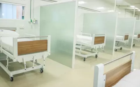 M�s camas simples y ni una terapia