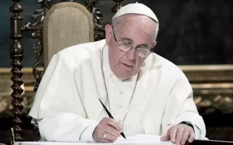 Papa Francisco: "el hambre no es s�lo una tragedia sino una verg�enza"