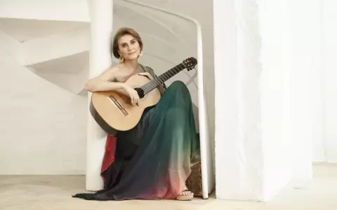 Berta Rojas encabezar� "Serenata Rosa" de Fundaci�n Unidos Contra el C�ncer