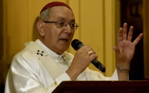 Monse�or Edmundo Valenzuela dio positivo a Covid-19