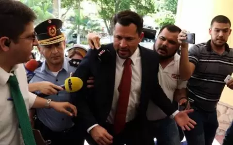 Tribunal de Apelaci�n revoca prisi�n del legislador Ulises Quintana