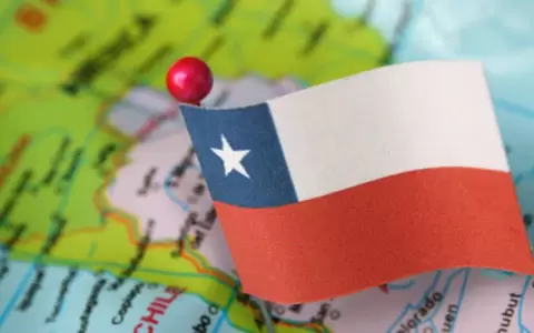 Fitch degrada calificaci�n crediticia de Chile