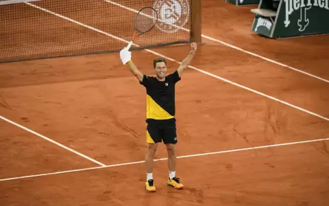 Schwartzman derrot� al actual campe�n del US Open y pas� a semis del Roland Garros