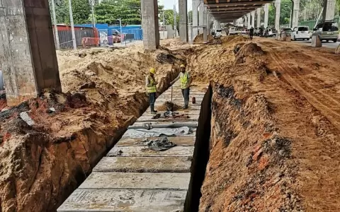 Corredor Vial: Desag�e cloacal y pluvial sobre Primer Presidente est� casi terminado