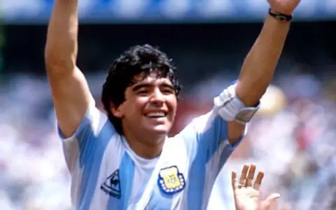 El mundo despide a Diego Maradona en las redes sociales