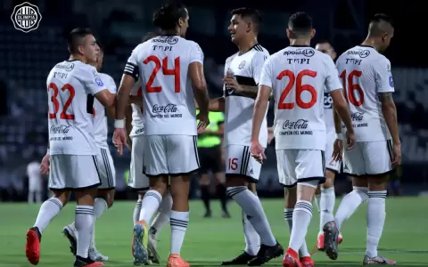 Olimpia pincha al Globo y es el nuevo l�der del Clausura