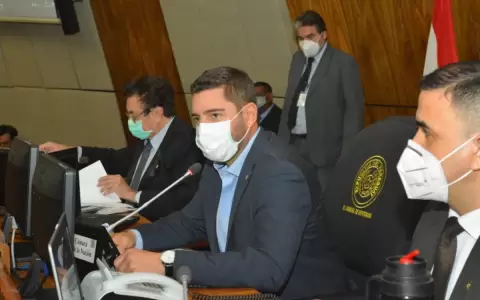 Alliana niega que Cartes financie Convenci�n y dice que �muchos buscan su minuto de fama�