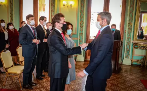 Castiglioni se fija como meta atraer US$ 20.000 millones de inversi�n Argentina