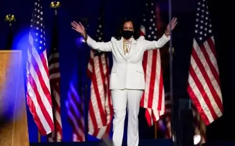 El mensaje tras el look de Kamala Harris