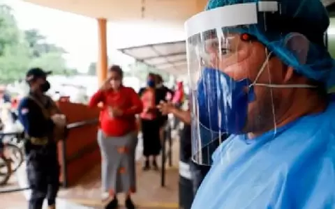 Senador present� proyecto para indemnizar a v�ctimas del Covid, y luego lo retira