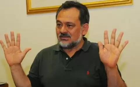 Sixto Pereira exhorta a Mario Abdo Ben�tez a devolver tierras regaladas en la dictadura