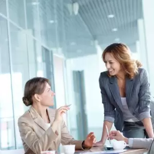 Solo el 15 % de las mujeres ocupa altos cargos corporativos