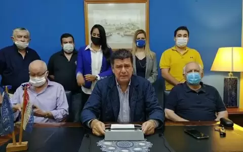 Efra�n Alegre inaugur� convenci�n liberal con cr�ticas a colorados