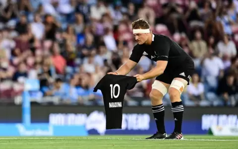 All Blacks homenajea a Maradona en su haka