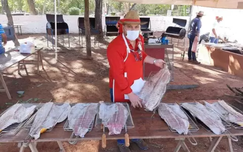 Fest�n de dorados levanta pol�mica por depredaci�n de peces en �reas protegidas