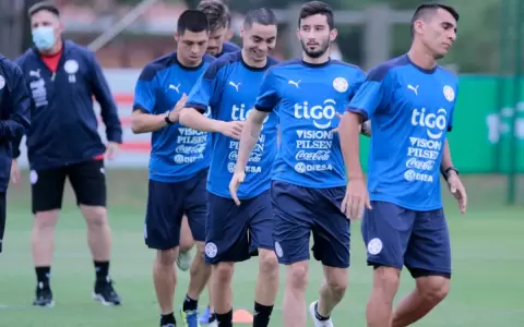 El equipo que prepara Eduardo Berizzo para medir a Argentina