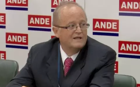 Fabi�n C�ceres: "Fondos sociales son f�lcilmente incorporables al PGN"