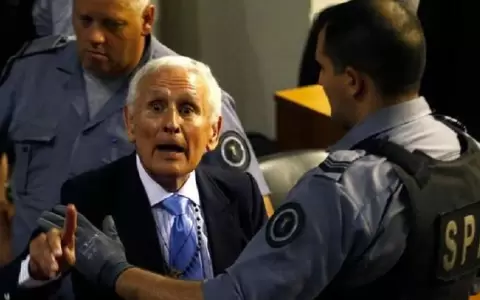 En Argentina, Miguel Etchecolatz fue condenado a cadena perpetua